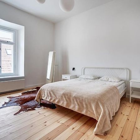 Spacious 2-Bedroom Flat In Old Town By Urban Rent VNO Dış mekan fotoğraf
