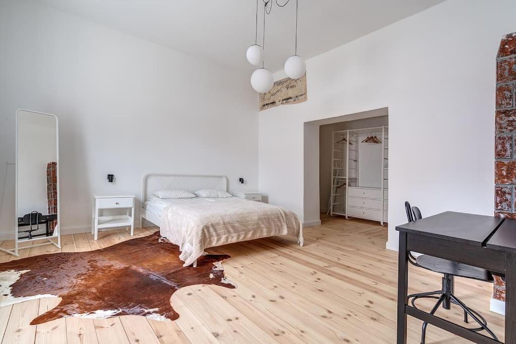 Spacious 2-Bedroom Flat In Old Town By Urban Rent VNO Dış mekan fotoğraf