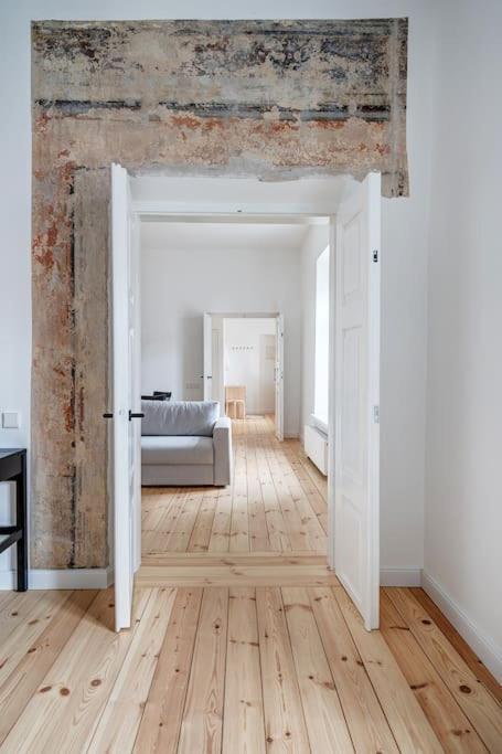 Spacious 2-Bedroom Flat In Old Town By Urban Rent VNO Dış mekan fotoğraf
